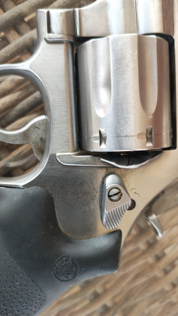 Hola a todos pongo a la venta estas armas de un buen amigo mío las armas se encuentra en Cádiz se pueden 02