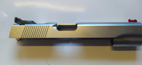 Hola.
Vendo pistola semiautomática tipo 2011.
Armazón y piezas interiores Infinity, corredera Caspian 40