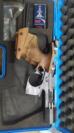 Hola buenas noches
Vendo Match guns cal.22 la compré de ocasión para mi hija pero al final no sigue con 01