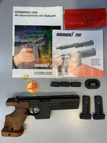Vendo pistola HAMMERLI 280 del calibre 22 LR, en estado de REESTRENO.
El arma no se ha usado casi nada.
Se 00