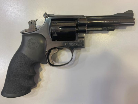 Vendo Revolver clásico Smith & Wesson K-38 o tambien denominado Modelo 15-4

El estado del arma es 10