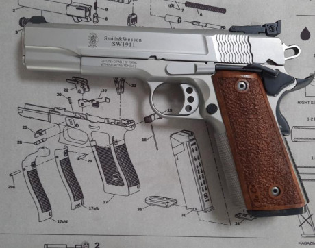 (VENDIDA) Buenas compañeros, aquí les dejo mi 1911 cañón de 5" y calibre 9 parabellum a la venta 02