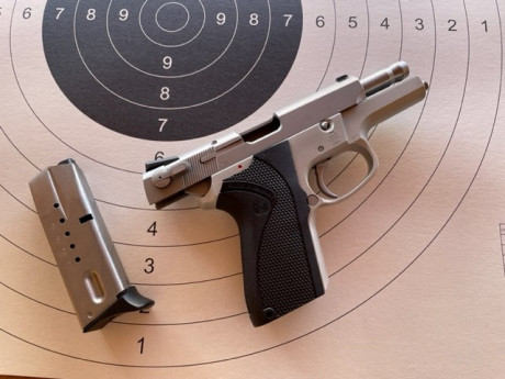 Hola compañeros pongo a la venta pistola SMITH & WESSON modelo 6906 en calibre 9 mm. la pistola está 01