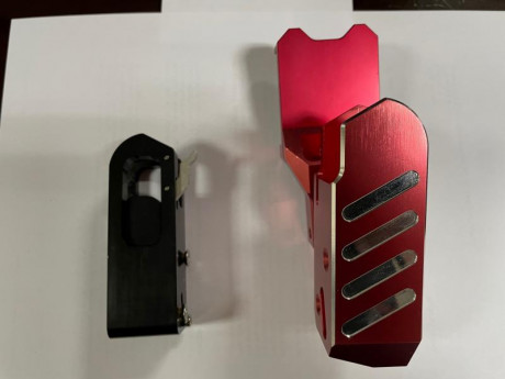 Vendo esta magnifica funda rápida para IPSC, válido para cualquier pistola/revolver sólo hay que ponerle 00
