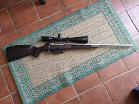 Vendo Tikka Modelo M695 Inox mate, calibre 6,5x55. 
Culata de nogal con guardamanos calado.
Tal como se 00