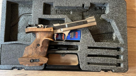 VENDIDA . Feinwerkbau AW 93 , en perfecto estado. Preferiblemente trato en mano en Tarragona o cercanías 02