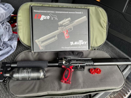 Vendo Edgun Leshiy 2 calibre 6,35 con cañón de 35 cm y botella de carbono para más autonomía. Se entrega 00