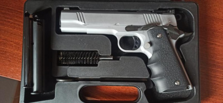 Se vende Norinco np29 copia de la Colt 1911. Calibre 9mm
Alza ajustable
Botón cargador sobredimensionado
Seguro 00