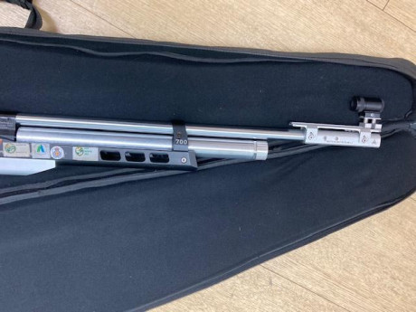 Teutona FWB 700 Alu, asequible y de buen ver.  :roll: Ideal para inicio formal en carabina aire competición.
 00
