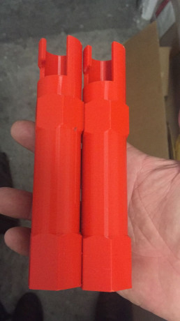 Buenos días, vendo fundas para proteger los cerrojos de las carabinas, Walther KK200 y KK300, Walther 11
