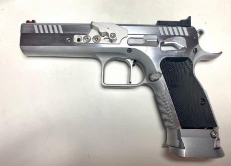 Vendo mis 2 Tanfoglio Limited, por cambio de modalidad, una con Tripas Xtreme. Las dos con apoya dedos 00