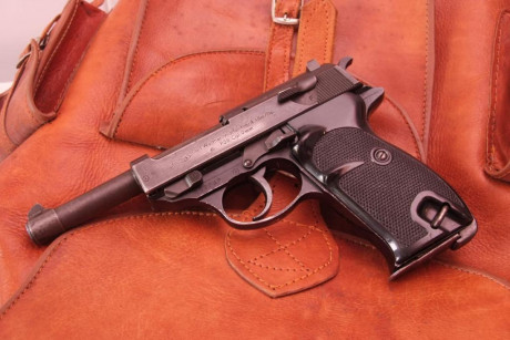 Gracias por el interés. 
El arma es de un compañero. Por favor cualquier gestión, al tfno indicado. 00