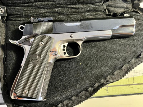 Vendo mi Norinco A1 45 acp con muchas mejoras, el arma va de cine, cambiado el disparador por uno alargado, 02