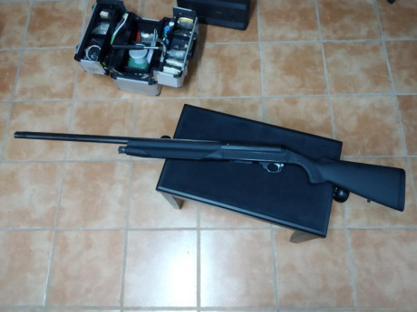 Se vende Benelli 121 con cañón Saint Etienne de 70 cm, ánima 18.3 con choke fijo de **. Culata y guardamanos 22