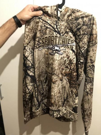 Chaleco , usado en perfecto estado 25€
Sudadera nueva con etiqueta 25€ 00