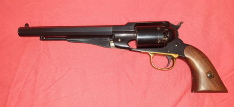 VENDIDO revolver A.S.M cal 45, en muy buen estado. Tengo su caja original también. Pido 200 euros por 01