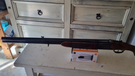 Hola vendo mi escopeta Beretta prácticamente nueva con poco uso un par de cajas tiradas es del calibre 12