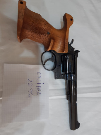 VENDO REVOLVER SMITH Y WESSON K17 DEL 22 DE 6" PULGADAS CON DOS EMPUÑADURAS GUIADO EN F EN PERFECTAS 02
