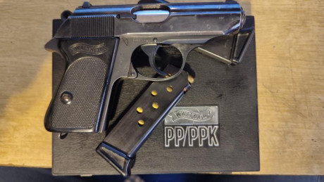 Se venden por encargo de la familia de propietario ya que este a fallecido.

Pistola marca Walther modelo 01