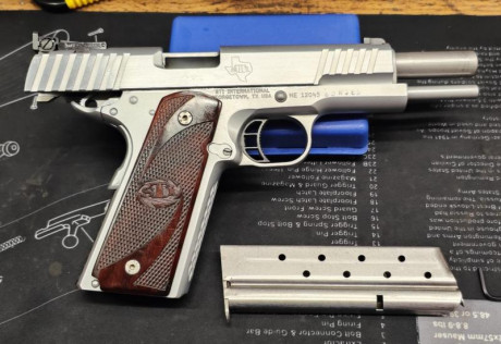Vendo pistola STI Trojan de 5" Inox en muy buen estado, muy poco uso, herramienta desarme, maletin 12