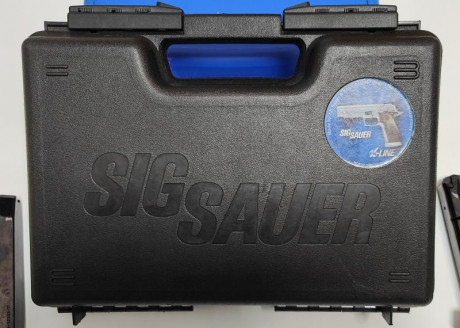 Vendo Sig Sauer P226 X-SIX 9mm Para., Inox, maletin original y manual, con los 2 cargadores que venian 02