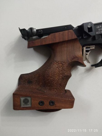 Se venden cachas para  steyr lp10/50 sin retocar.
Una en talla M ( morini) 
Y otra steyr en talla S
Precio 02