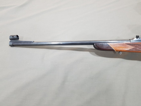 Vendo rifle Weatherby mark v del cal. 300 weatherby con bases/monturas Shuler y visor Zeiss 1,5-6x.
por 01
