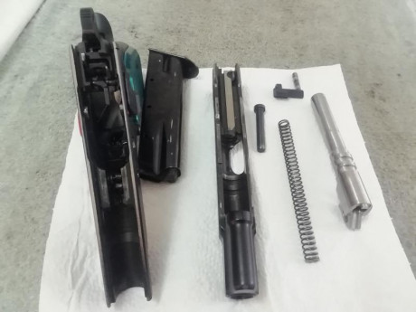 CZ 75b disparador afinado para precisión (se entregan los muelles originales)
Miras micrométricas y punto 91
