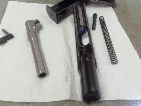 CZ 75b disparador afinado para precisión (se entregan los muelles originales)
Miras micrométricas y punto 112