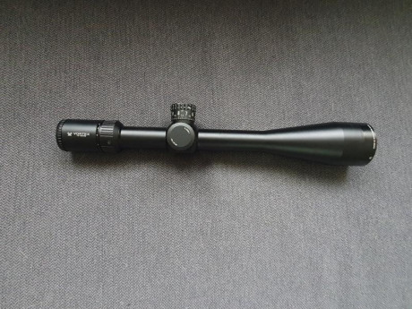VENDIDO.

Vendo visor Vortex Golden Eagle, segundo plano focal, 15-60x52. Tubo 30mm.  Comprado hace apenas 11