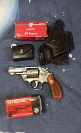 Buenas tardes a todos los compis del metal. 

Hace tiempo que me apetece tener un revólver del .357 MAG. 70