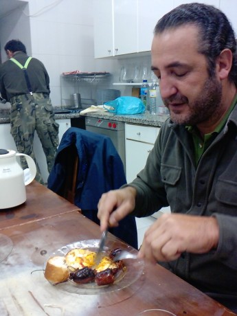   LOS ALMUERZOS DE CAZA MENOR NO CUENTAN  

Los veteranos ya sabéis como funciona esto, pero por si acaso 171