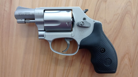 Smith Wesson modelo 637 airweight cal 38spl +p. Comprado nuevo en armeria izquierdo de Barcelona en Agosto 01