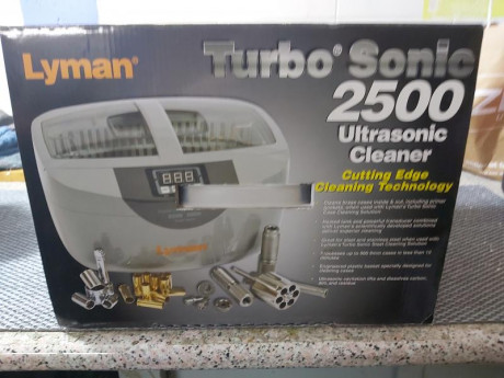 Hola 
Vendo maquina para limpiar casquillos Turbo Sonic 2500 por ultrasonido de la marca Lyman
Precio 01