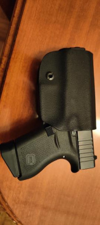 Vendo Glock 43 con poco disparos, esta impecable,regalo funda interior. El precio son 395€ y la venta 02