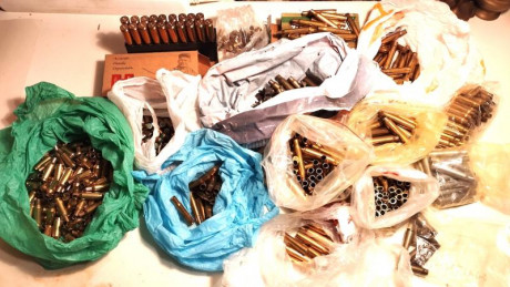 Buenas. Vendo un lote con vainas de difrentes calibres como .30-06, .338 LM, .303 Brit., 7,62x39 (acero), 00