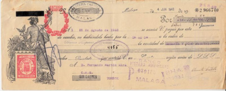  EN RECUERDO Y HOMENAJE A LOS QUE YA NO ESTÁN. 

Si pones en  GOOGLE    PASAPORTES EN LA MEMORIA   da 121