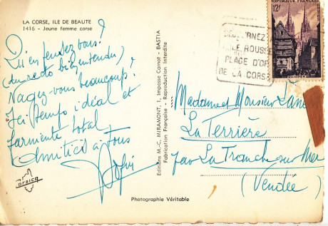  EN RECUERDO Y HOMENAJE A LOS QUE YA NO ESTÁN. 

Si pones en  GOOGLE    PASAPORTES EN LA MEMORIA   da 131