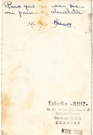  EN RECUERDO Y HOMENAJE A LOS QUE YA NO ESTÁN. 

Si pones en  GOOGLE    PASAPORTES EN LA MEMORIA   da 141