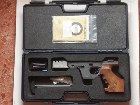 Por haber adquirido en este mismo foro una Pardini 22/32 , me he decidido poner a la venta la WALTHER 02