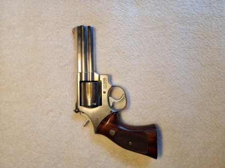 Luger y Revolver VENDIDOS!

----------
Smith & Wesson Semiautomatica Calibre 9pb

SPECIFICATIONS
SKU: 02