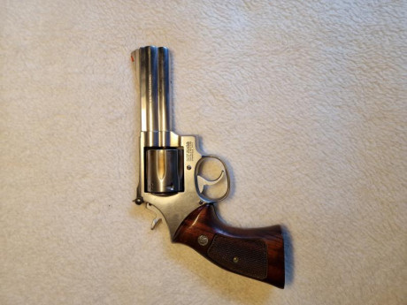 Luger y Revolver VENDIDOS!

----------
Smith & Wesson Semiautomatica Calibre 9pb

SPECIFICATIONS
SKU: 02