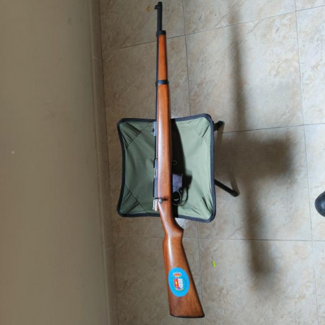 Rifle destroyer 9L buen estado.
Está en Granada 
Precio 250€. 01