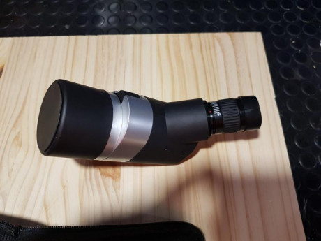 HOLA, VENDO MI VISOR UTILIZADO PARA 25 Y 50 METROS, SU NITIDEZ ES INCUESTIONABLE, DE LO MEJOR.
170 EUROS. 01