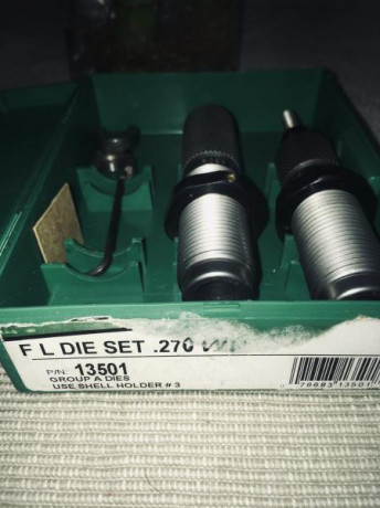 Saludos, en venta lote de articulos para recarga.
- Vainas norma ( 176) en calibre 270Wi.la mayoría las 02