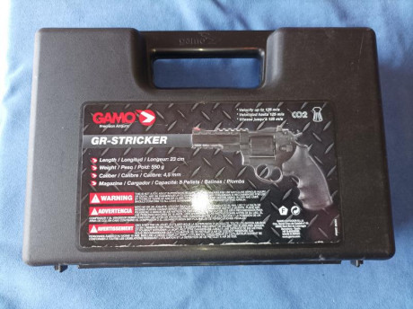 Vendo revolver Gamo GR-STRICKER co2 en calibre 4,5 mm.
El revólver cuenta con un cañón estriado de 4 pulgadas 11