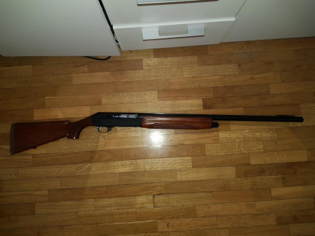 Buenas mi hijo me pide que le ponga a la venta

Escopeta semiautomática Benelli SL 121 del calibre 12/70 70