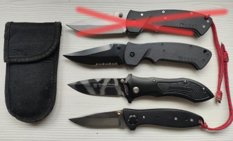 Buenas, pongo a la venta estas dos navajas, cogiendo el lote regalo la tercera y funda de doble posición, 01
