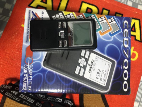 Vendo Timer Ipsc con los acessório que aparecen en foto precio a convenir.
Cables de carga, clip cinturón 02