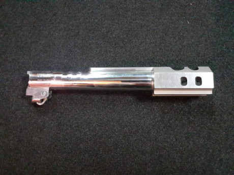 - En perfecto estado, con menos de 15.000 disparos.
- calibre 38 super.
- “breechface” intercambiable, 00